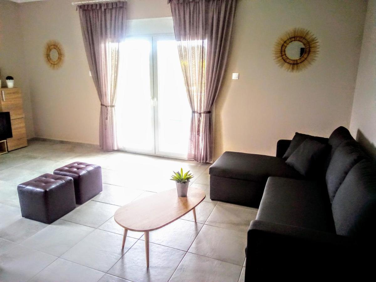 Elegant House Apartment ออร์โมส ปานากีอาส ภายนอก รูปภาพ