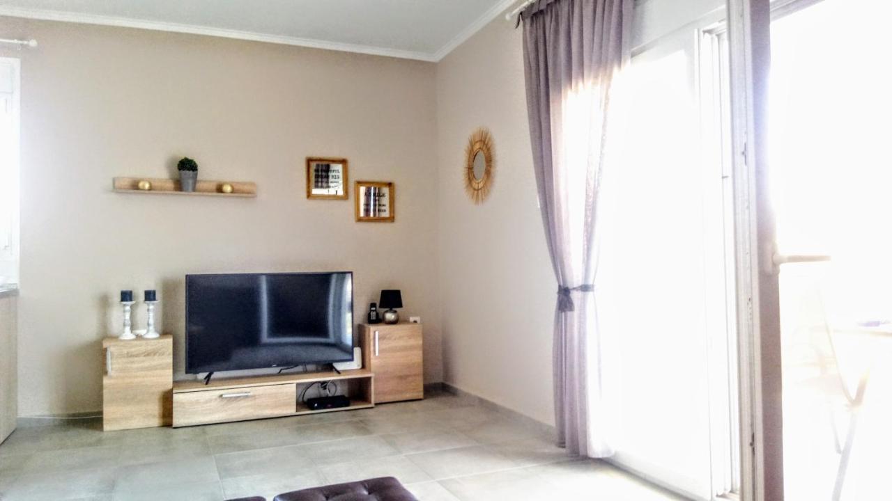 Elegant House Apartment ออร์โมส ปานากีอาส ภายนอก รูปภาพ